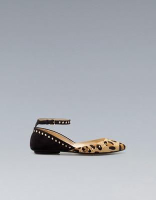 Foto Zara Season A/w 2012. Vamp Shoes With Studded Heel / Coltskin