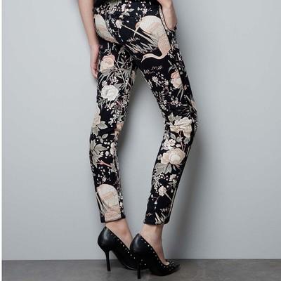 Foto Zara Sold Out. Oriental Floral Print Pants Trousers. 36 Eu 4 Usa 8 Uk. Bloggers.