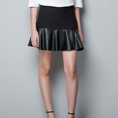 Foto Zara Sold Out Season A/w 12/13. Mini Skirt With Leather Frill. Size S.