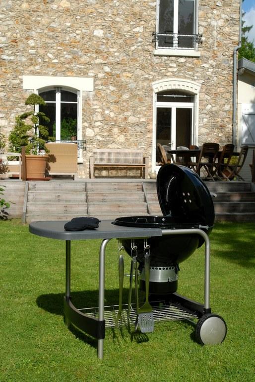 Foto 


Weber one-touch pro classic

 foto 241383
