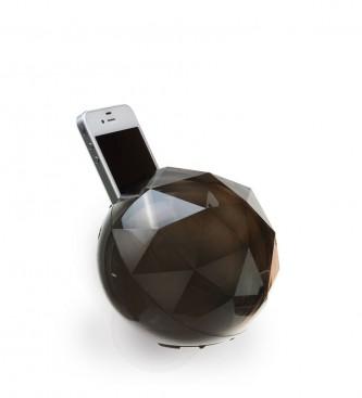 Foto Accesorios moviles. Altavoz con cargador para iPhone 4/4S Black Diamon