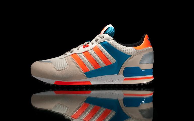 Foto adidas ZX 700 foto 105612