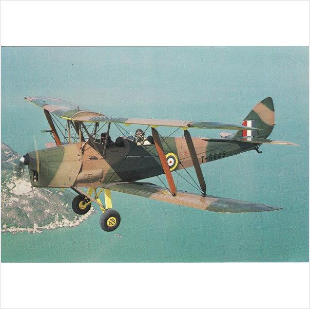Foto Aircraft postcard de havilland dh.82a tiger moth t-6645 ww2 raf trainer