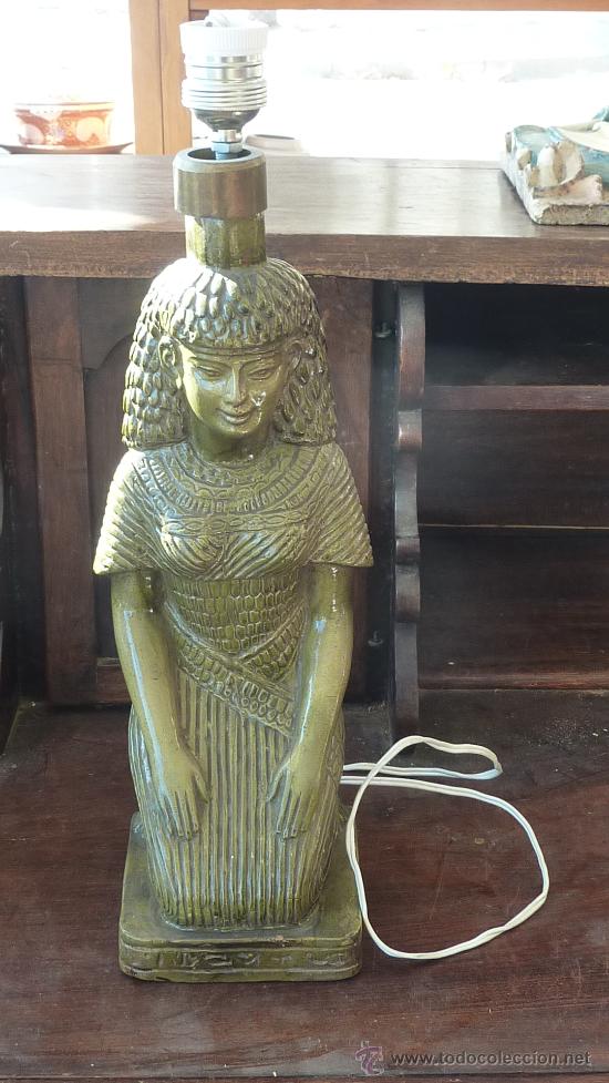 Foto antigua lampara de figura egipcia o faraon de ceramica vidriada foto 105006