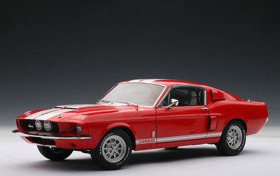 Foto Autoart Shelby Mustang Gt500 Red 1/18 foto 426070