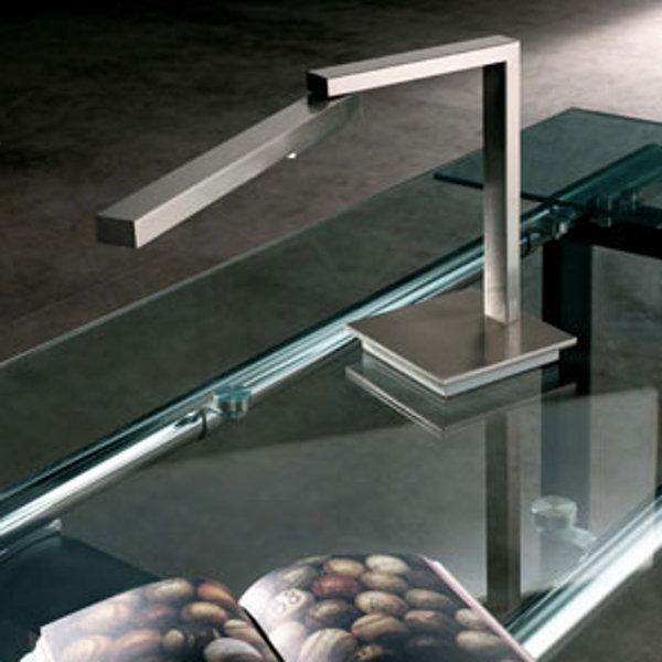 Foto Blauet Metric reading lamp