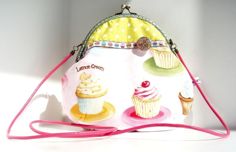 Foto Bolsa de Hombro Cupcakes Rosa Verde Anillo Gratis