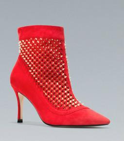 Foto Botines Zapatos De Tacon  Mujer  Rojo Con Tachuelas Doradas Piel Y Ante De Zara foto 206231