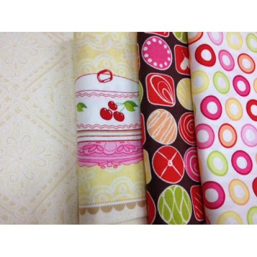 Foto Bundle Delicious Wishes (60 cm + 3 Fat Quarters)