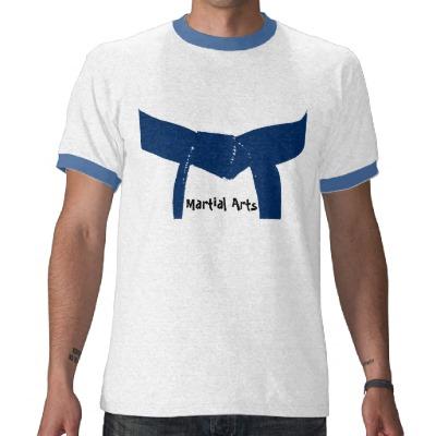 Foto Camiseta azul marino de la correa de los artes mar foto 278715