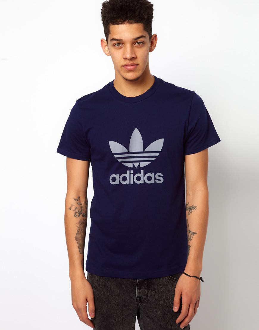 Foto Camiseta con estampado de trébol de Adidas Originals Azul marino foto 226451