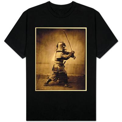 Foto Camiseta Samurai with Raised Sword, circa 1860, 3x3 in. foto 623326
