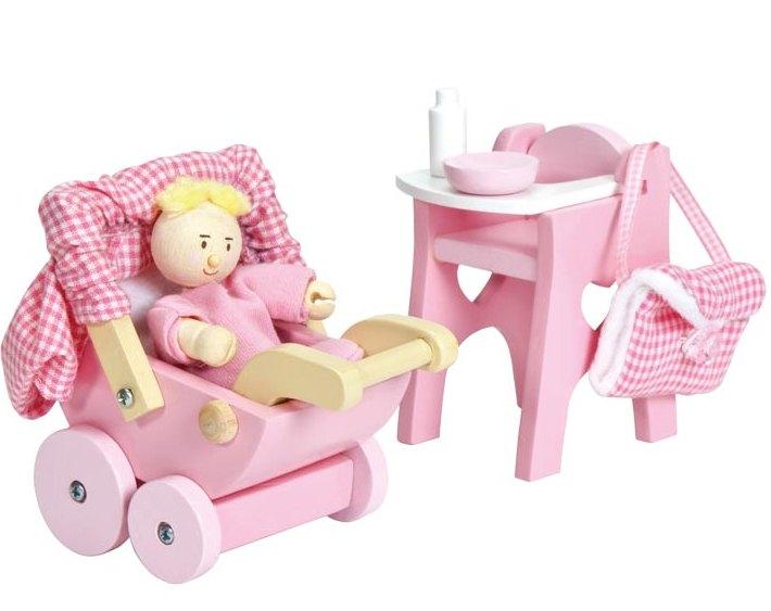 Foto Carrito y trona casa muñecas