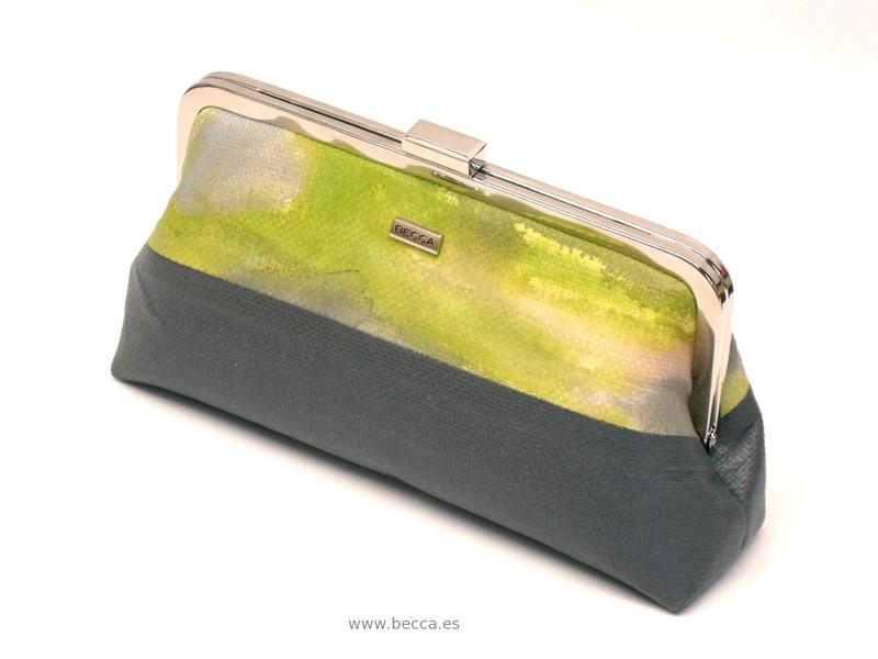 Foto Clutch Becca aguadas verde base gris