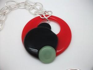 Foto colgante cristal rojo,negro,verde foto 959594