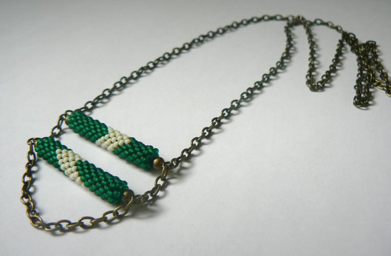 Foto Collar doble verde esmeralda foto 644691