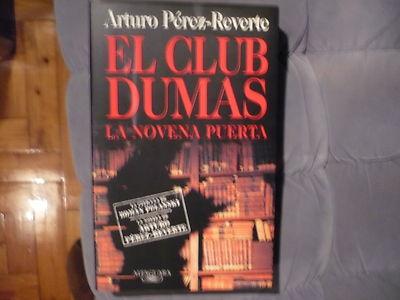 Foto El Club Dumas La Novena Puerta (por Arturo Perez Reverte ) -- Alfaguara -- 1999 foto 642603