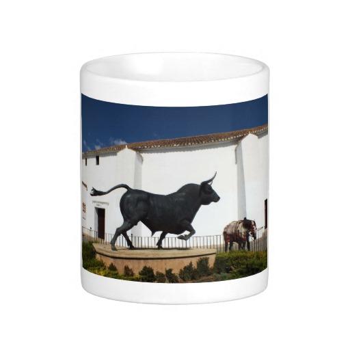 Foto Estatua del toro y del caballo español Taza foto 602410