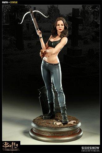 Foto Faith Polystone Statue from Buffy The Vampire Slayer