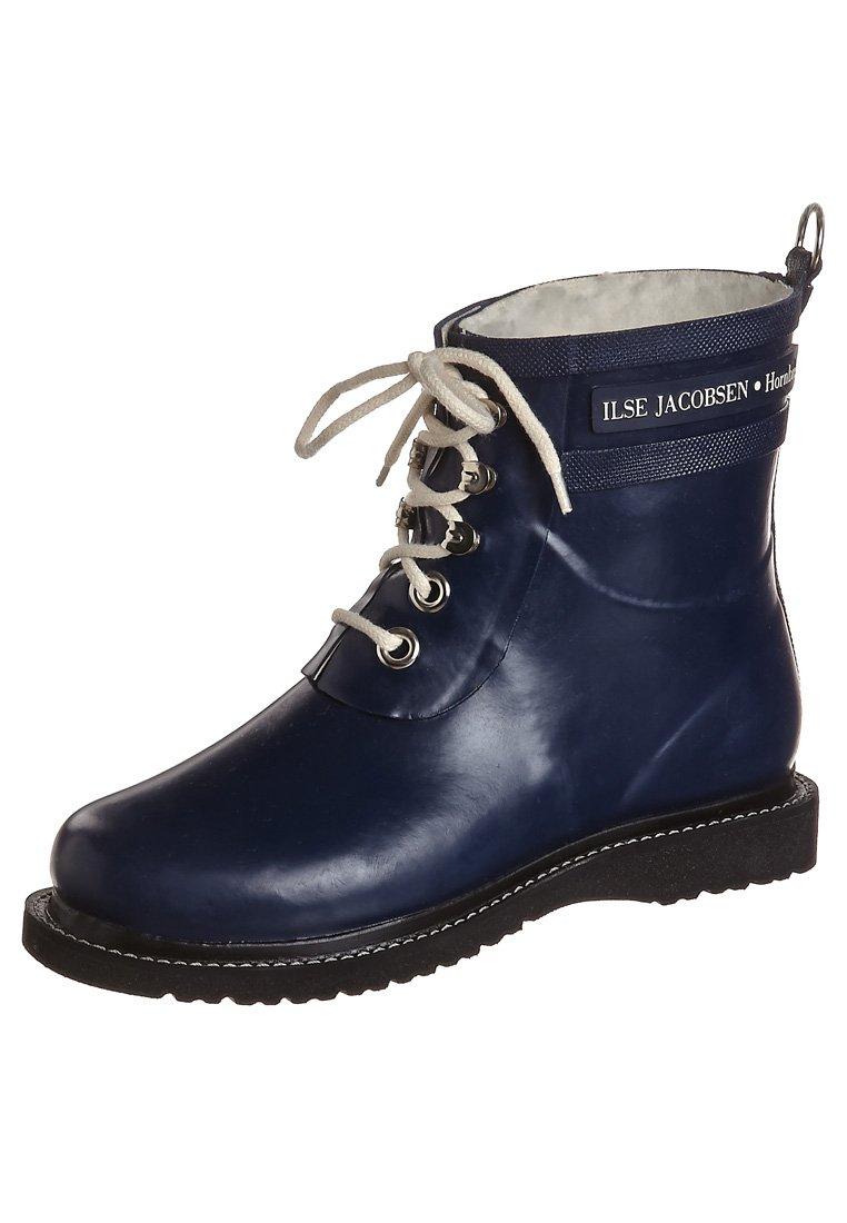 Foto Ilse Jacobsen Botas de agua azul