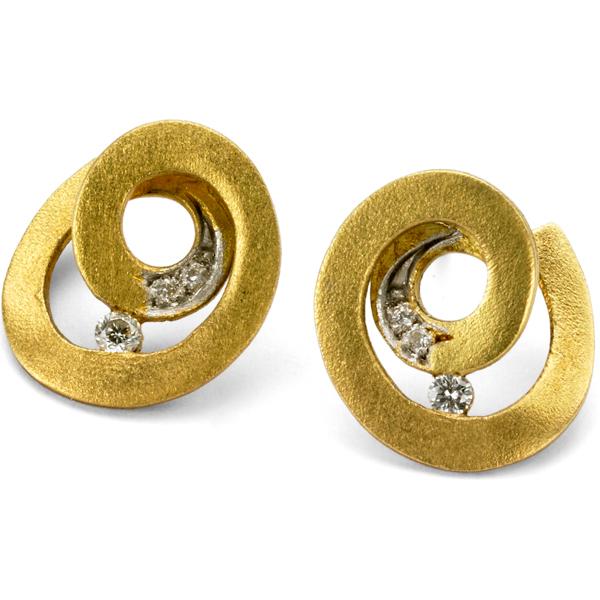Foto joyas oro pendientes diamantes - mujer foto 892713