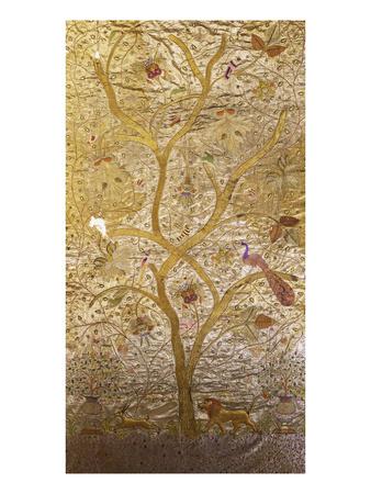 Foto Lámina A Wall Hanging of Red Silk, Embroidered with a Tree of Life in Gilt Thread and Silks, 61x46 in. foto 893936