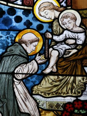 Foto Lámina fotográfica Stained Glass Depicting St. Dominic at Saint-Honore D'Eylau Church, Paris, Ile De France de Godong, 61x46 in. foto 740217