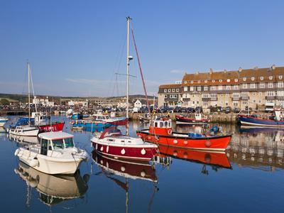 Foto Lámina fotográfica West Bay Harbour with Yachts and Fishing Boats, Bridport, UNESCO World Heritage Site, England de Neale Clarke, 61x46 in. foto 632951