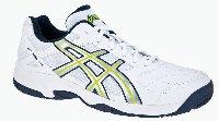 Foto La más básica de las zapatillas Asics ideada para la práctica del páde foto 957570