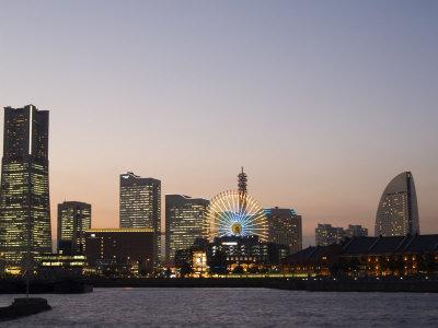 Foto Landmark Tower and Big Wheel at Night, Minato Mirai, Yokohama, Japan, Asia, Chris Kober - Laminas foto 507579