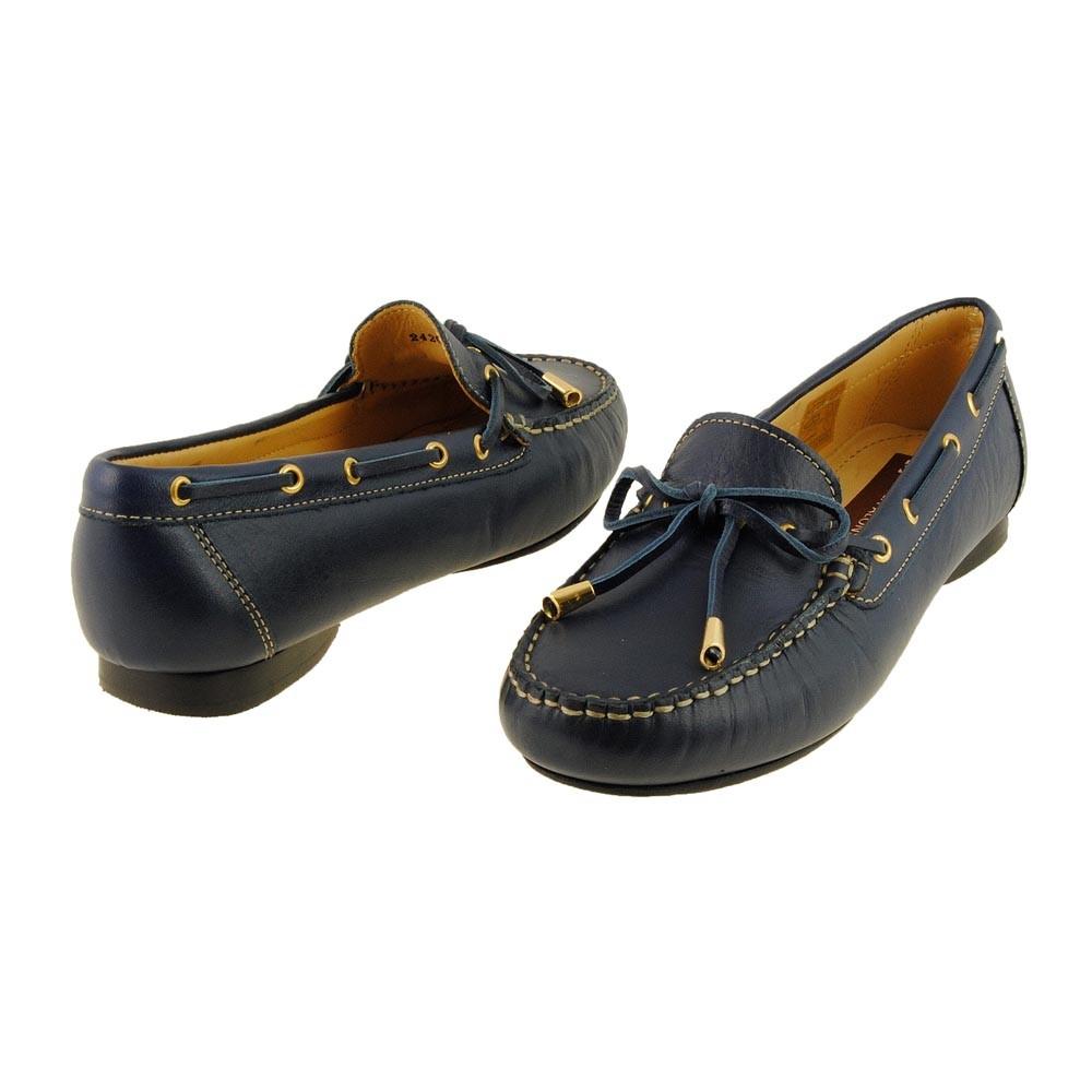 Foto Mocasines estilo náuticos de piel