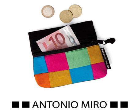 Foto Monedero Antonio Miró. P1897