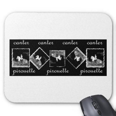 Foto Negro de la pirueta del medio galope Tapete De Ratones foto 342866