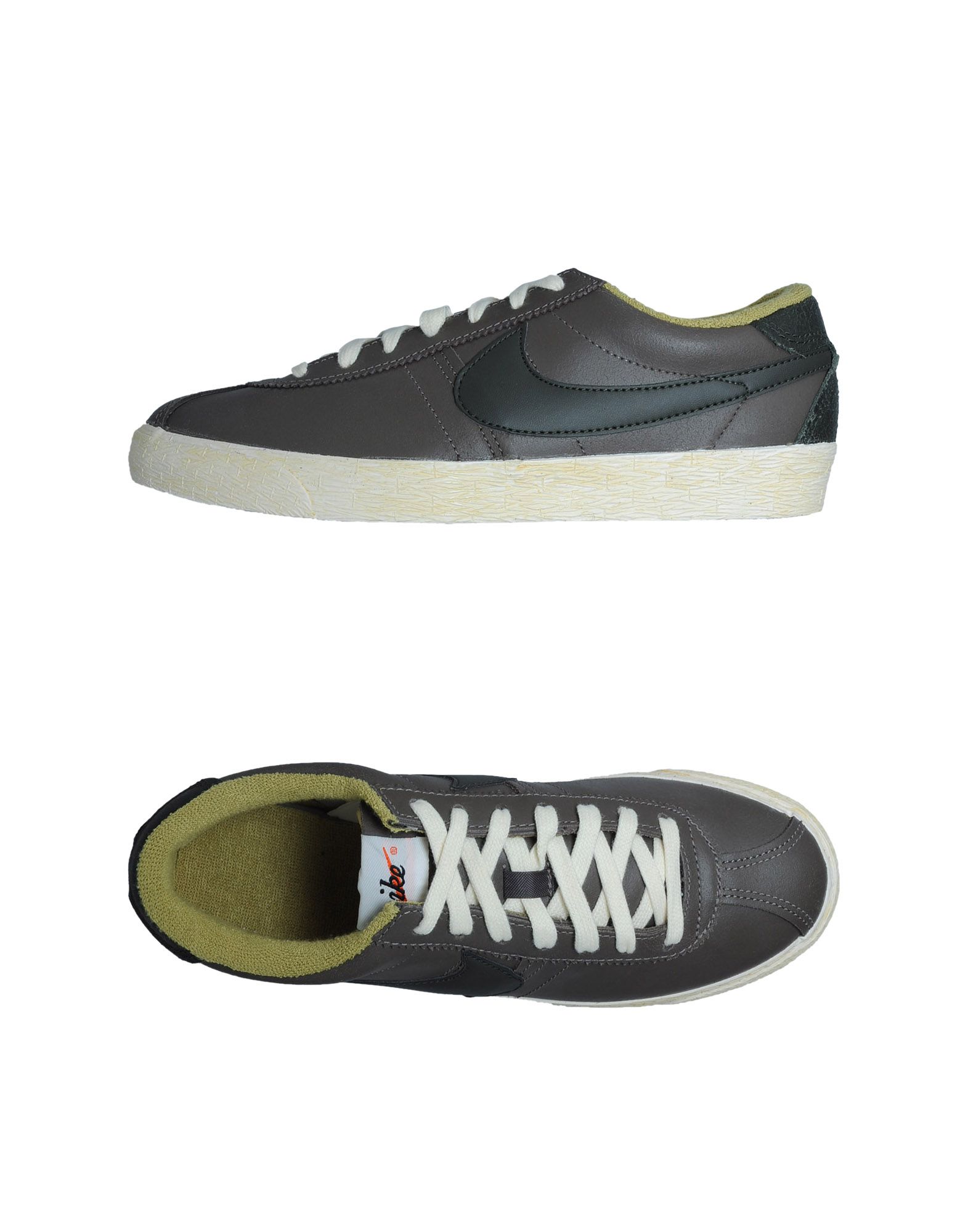 Foto nike sneakers
 foto 289379