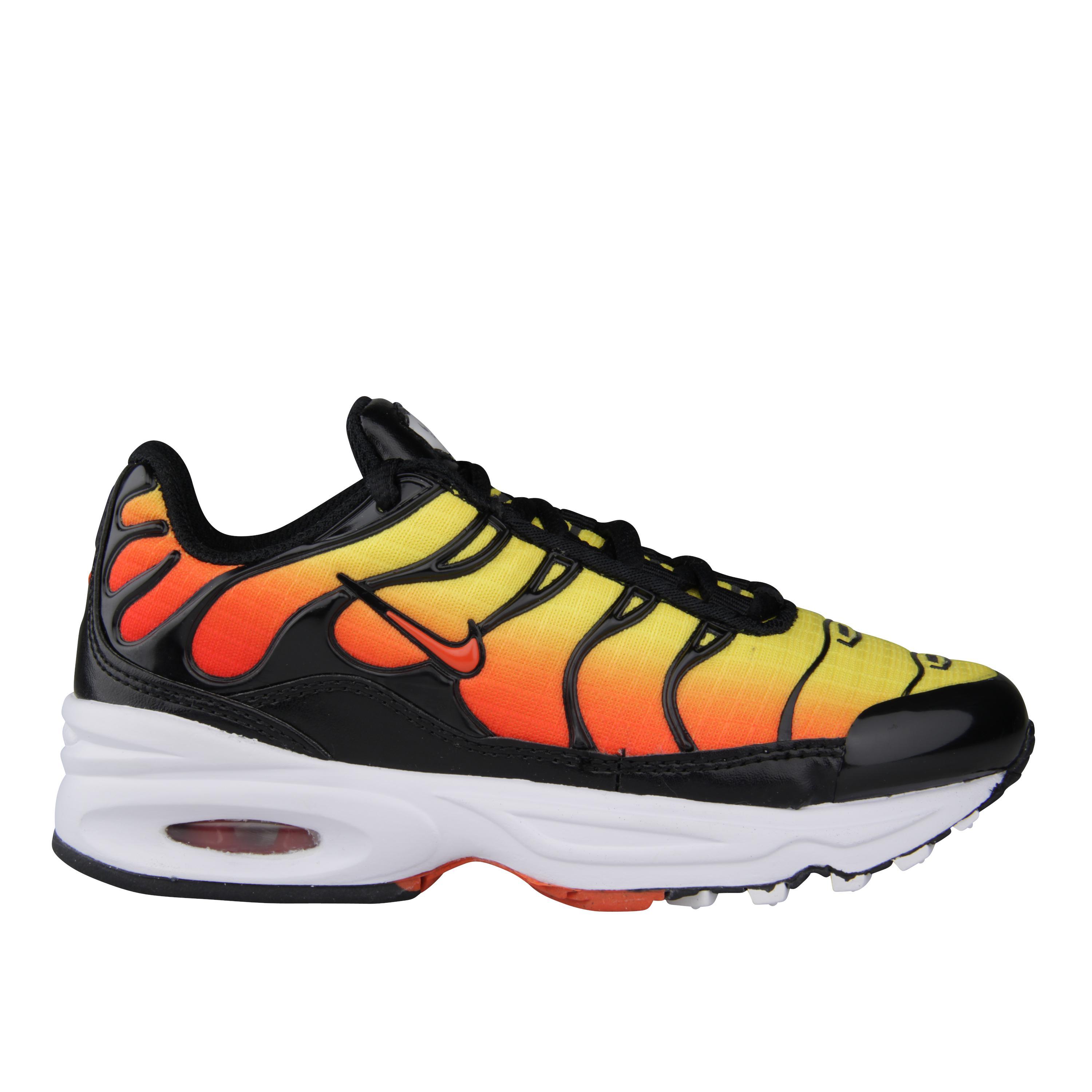 Foto Nike Tuned 1 Exclusiva @ Foot Locker foto 457391