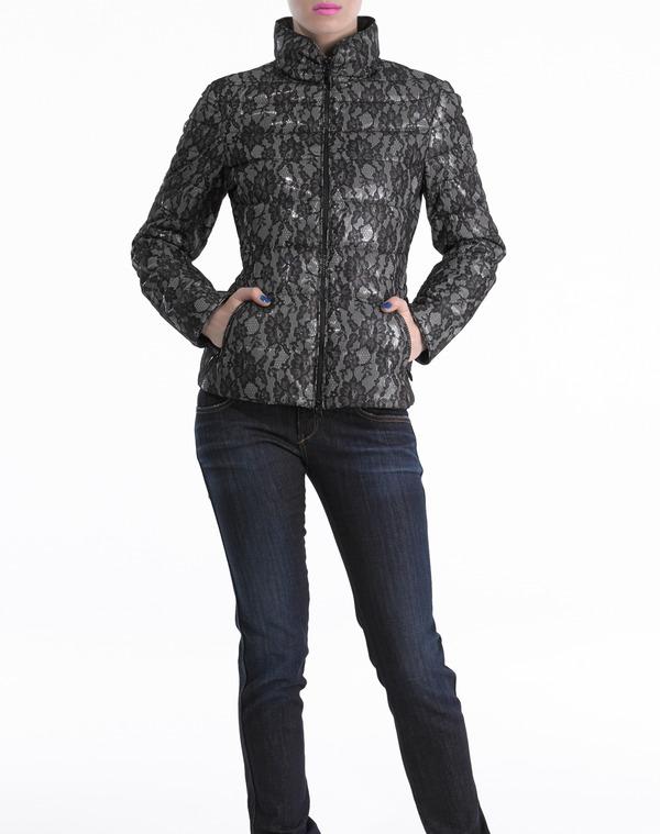 Foto Parka de mujer Armani Jeans