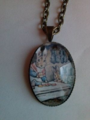 Foto Rabbit Cabochon Cameo Beatrix Potter Pendant Rabbit Necklace Cute Kawaii foto 943247