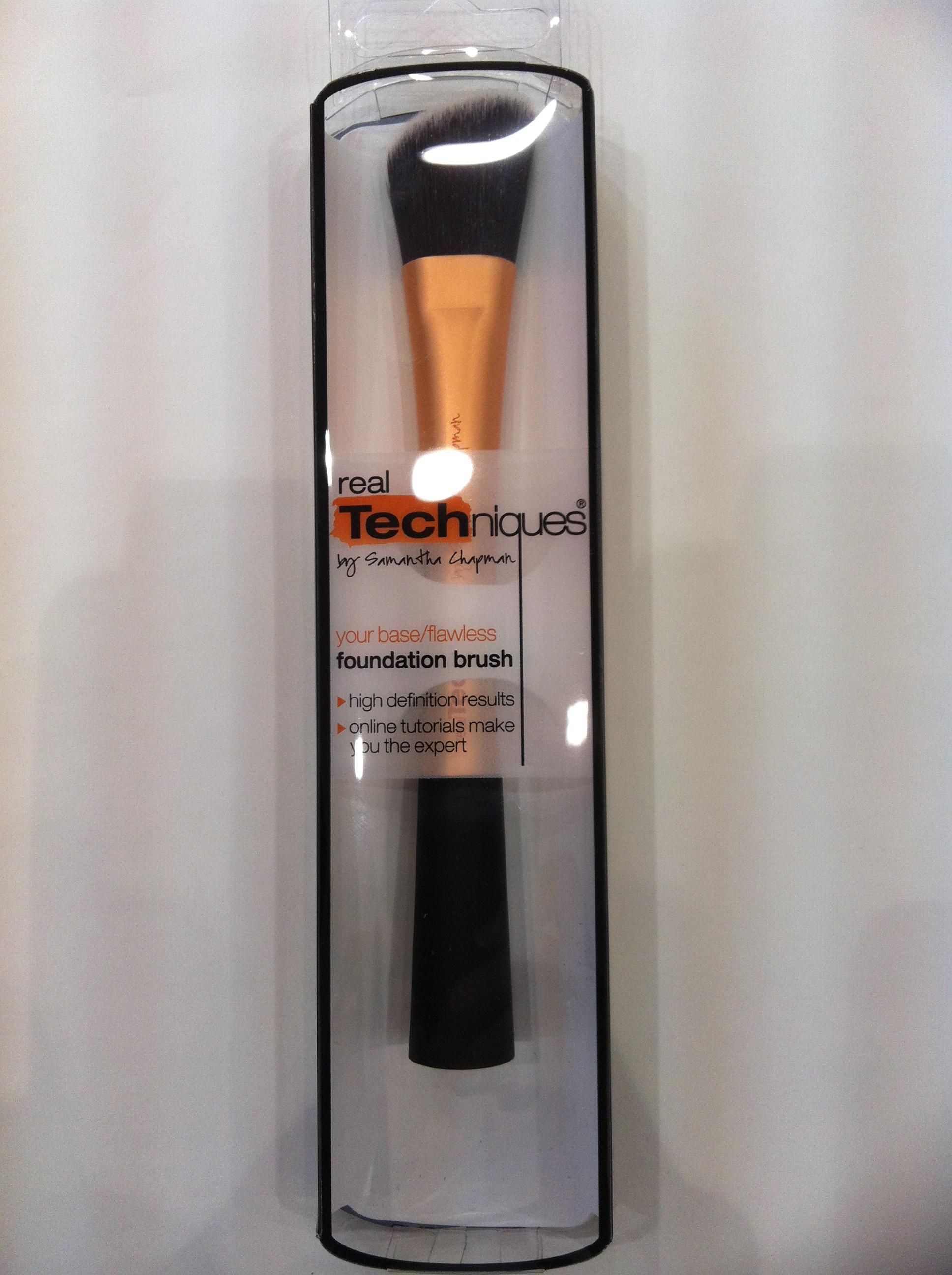 Foto Real techniques foundation brush