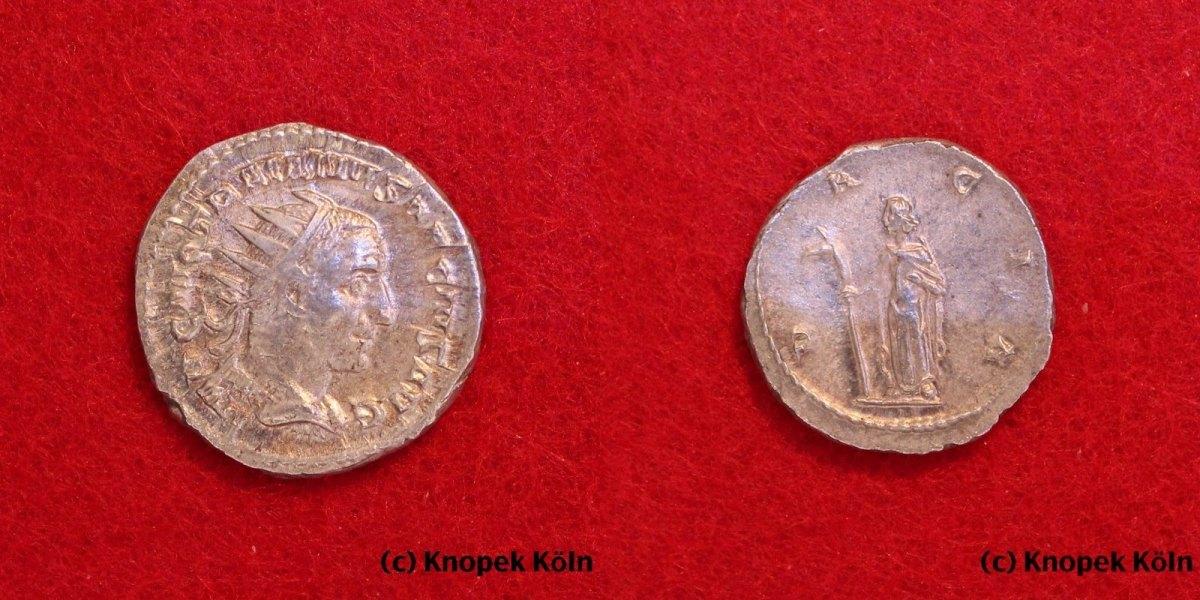 Foto Rom/Römisches Kaiserreich Ar-Antoninian 249-251 n Chr