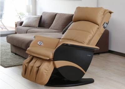 Foto Sillón de masaje con rodillos y relax con madera y piel de luxe foto 955933