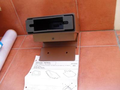 Foto Soporte Radio     Nissan Patrol Con Extraible foto 602112
