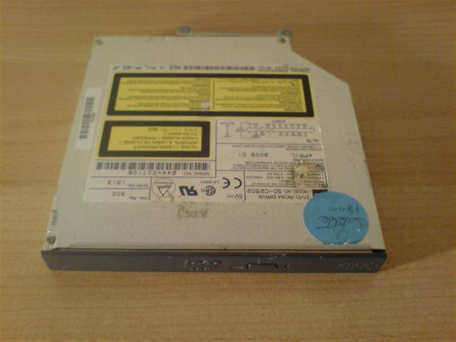 Foto Teac CD-W24E CD-RW defectuoso