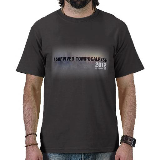 Foto Tomcon 2012: Camiseta Negra De Tompocalypse foto 471557
