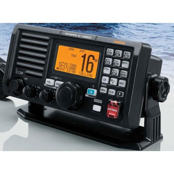 Foto Transceptor marino profesional VHF Icom GM 651