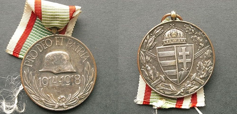 Foto Ungarn Medaille für Teilnehmer 1 Wk am Band 1914-18
