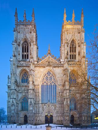 Foto United Kingdom, England, North Yorkshire, York, the West Face of York Minster in Winter, Nick Ledger - Laminas foto 504153