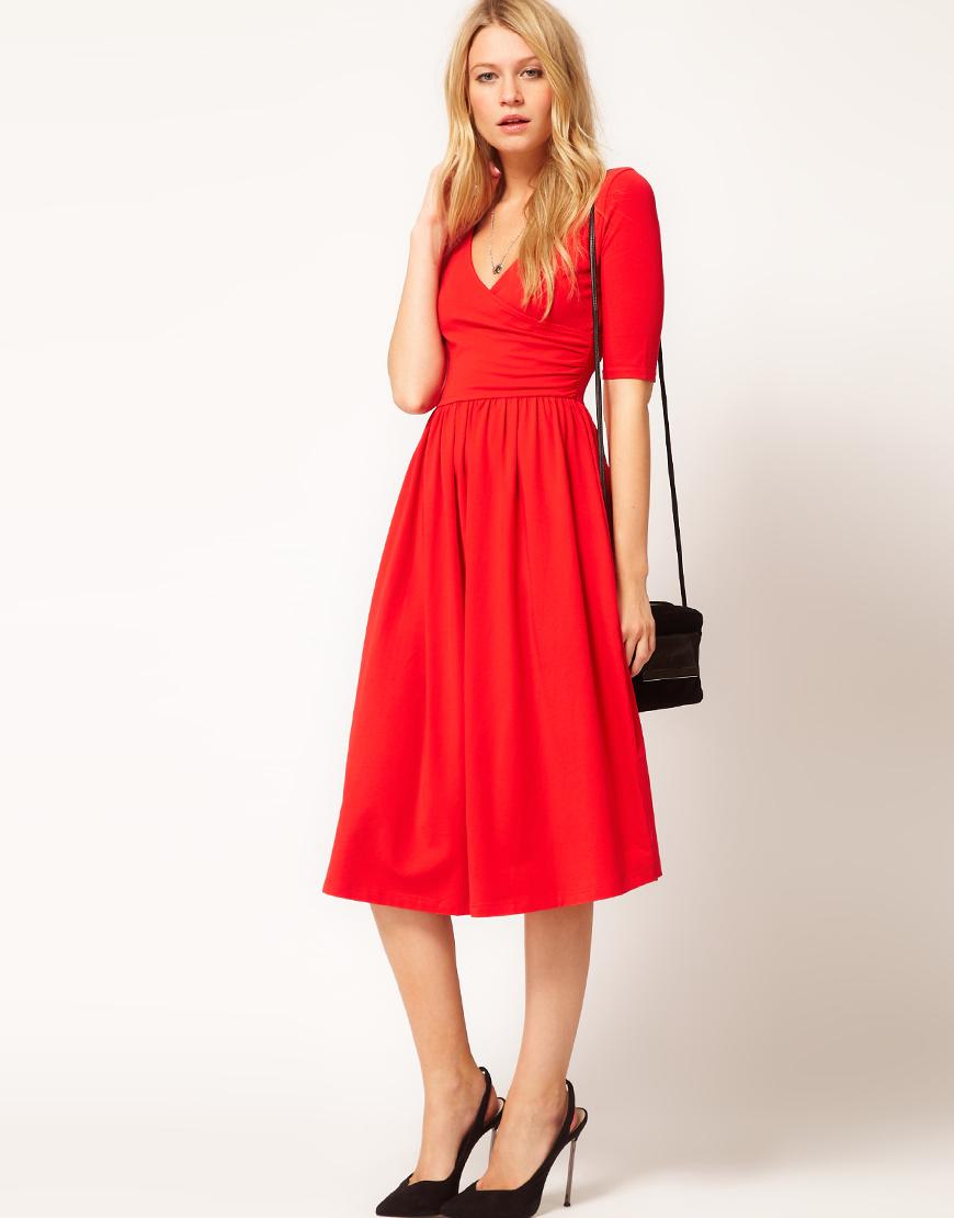 Foto Vestido a media pierna cruzado de estilo bailarina de ASOS Rojo foto 190655