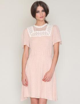 Foto Vestido sonsoles rosa manga corta detalle encaje de pepaloves