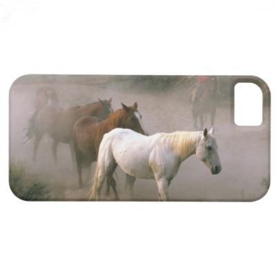Foto Wrangler con los caballos Iphone 5 Protector foto 146256