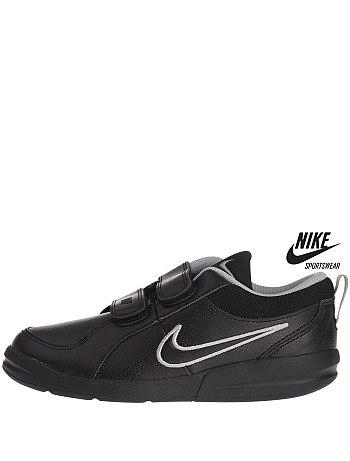 Foto Zapatillas deportivas 'Nike' con cierre foto 608280